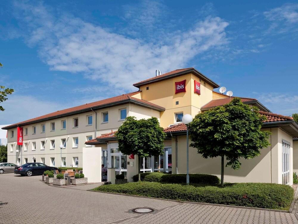 Отель Ibis Koeln Фрехен Экстерьер фото